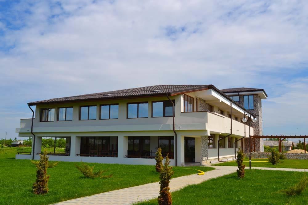 Pensiunea Georgia Lunguleţul Exterior photo